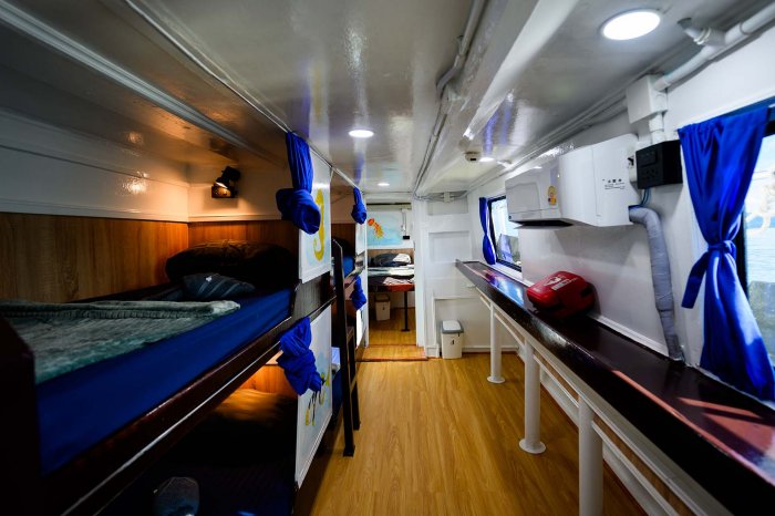 liveaboardsliveaboardboatsandschedulesmvandaman_046-beddorm.jpg